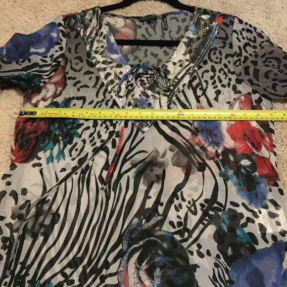 Tricotto Artsy Animal Print Womens Lace Up Bell Sleeve Cover Dress - Picture 13 of 16